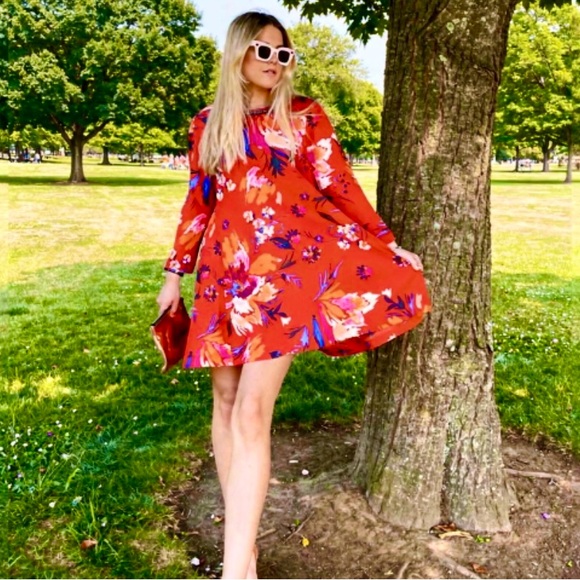 Maeve Sketched Peonies Tunic Dress by Anthropologie - Picture 4 of 15